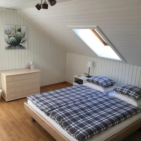 Suro Bed & Breakfast Reutigen