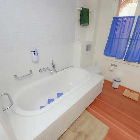 Suro Bed & Breakfast *